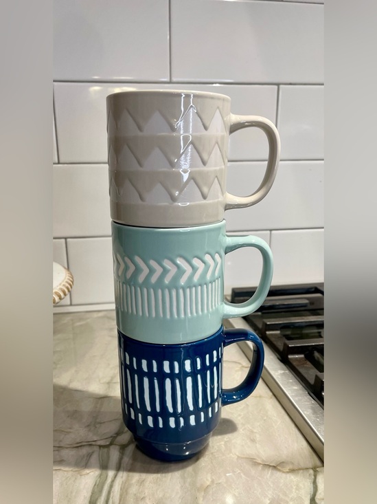 Boston Warehouse Other - Boston Warehouse Set of 3 Stackable Textured Ceramic Mugs Coffee Tea Cup EUC